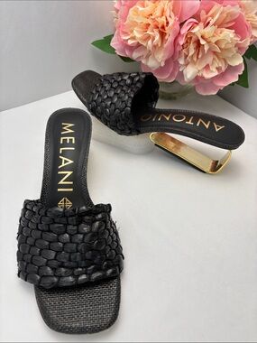 ANTONIO MELANI Womens 9.5 Black Woven Slide Sandals/Gold Accent Heel#726